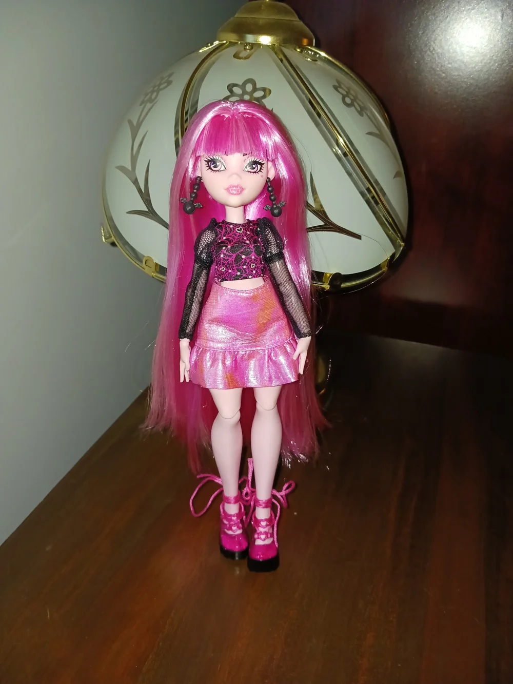 Monster High Skulltimate Secrets Fearidescent Draculaura Doll Reroot